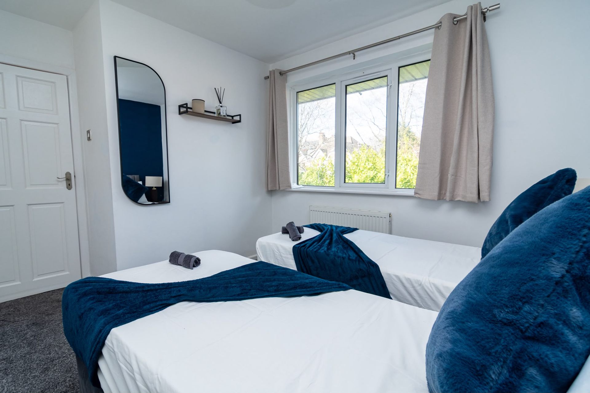 Three-Bed Semi-Detached Serviced Accommodation — image 5